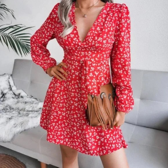 BNWT Floral Front Tie Mini Dress Size S - Picture 1 of 7